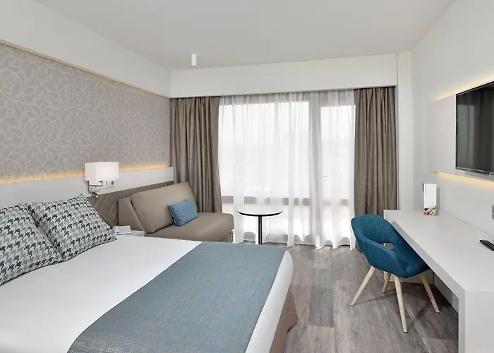 Sol - Don Pablo Τορρεμολίνος